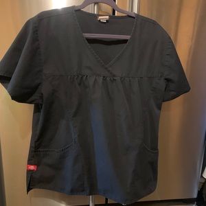 2 Women’s Dickies Scrub Tops XL